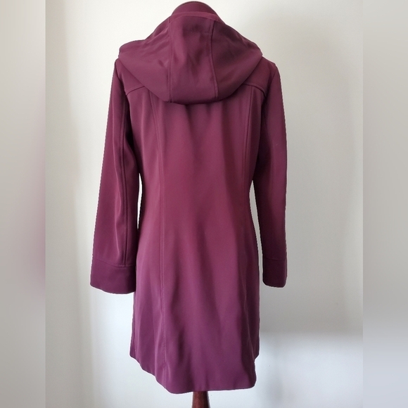 LONDON FOG purple raincoat with removable hood. Size xs - Picture 3 of 6